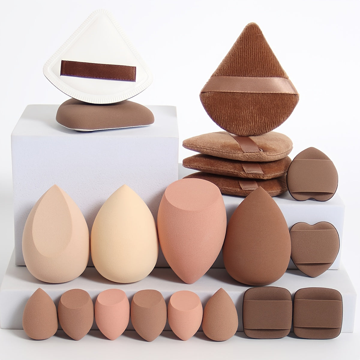 20 PCS Set Marshmallow Set, 2 Cushion Puffs & 4 Loose Powder Puffs & 4 Makeup Sponges & 6 Makeup Sponges & 4 Cushion Puffs, Beauty Makeup Sponge Mixed with Bb Cream, Foundation, Concealer, Especially Suitable for Covering Loc