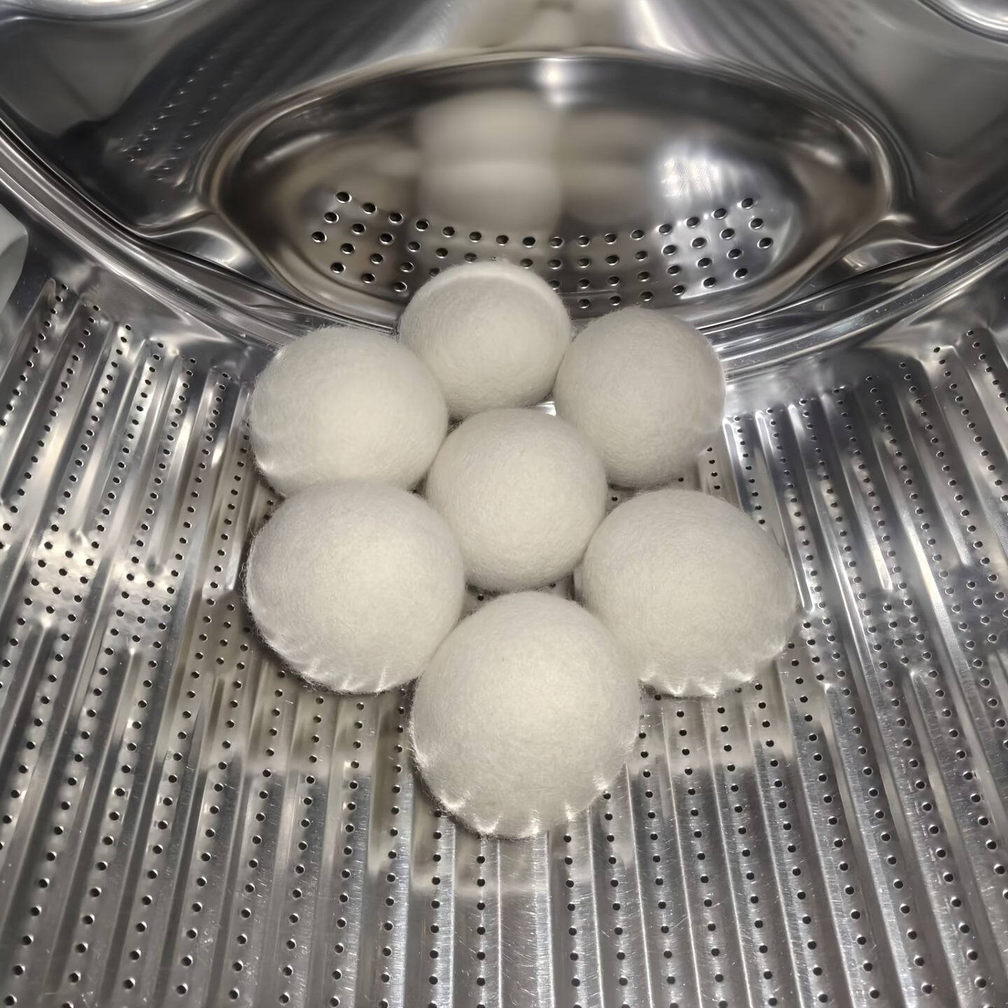 New Zealand Wool Drying Balls 9-PCS St  Laundry Drying Balls - Anti-Tangle, Quick-Dry Clothes Dryer Balls, Prevents Wrinkles & Tangles, Soft Wool Laundry Balls for Delicates, Down Jackets, Shirts, Pants - Compatible with All