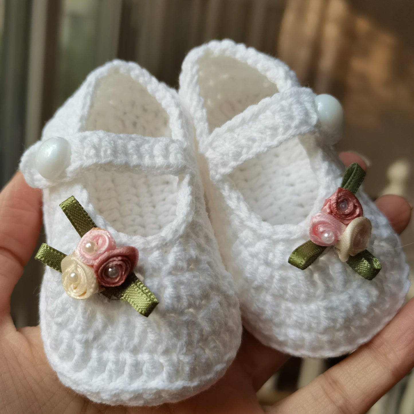 Handmade Baby 's First Walking Shoes - Soft Crochet/ Fabric Floral Snap Closure Baby Booties, White & Pink Newborn Footwear, Spring & Fall Casual Walking Shoes, New Born Shoes, New Born Slipper, New Born Booties, New Born Clo