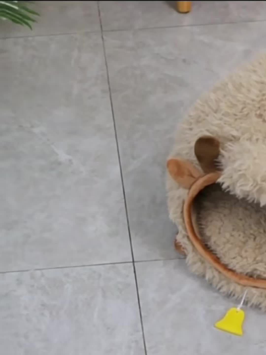 Yak-Shaped Cat Bed, Classic Style, Polypropylene & Foam, Warm Winter Pet House, Assembleable, for Cats & Small Pets